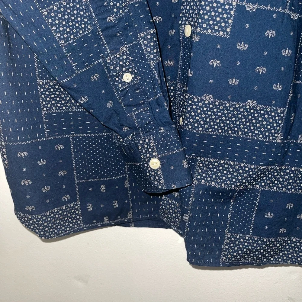 Banana Republic Men's Novelty Print Bandana SlimFit Long Sleeve Button Shirt